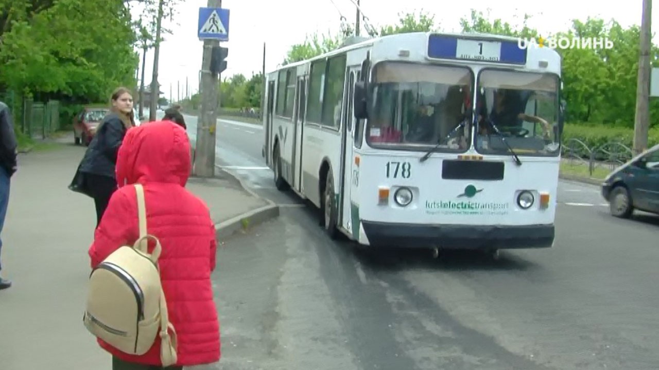 У Луцьку змінили маршрути руху тролейбусів №1 і №2.