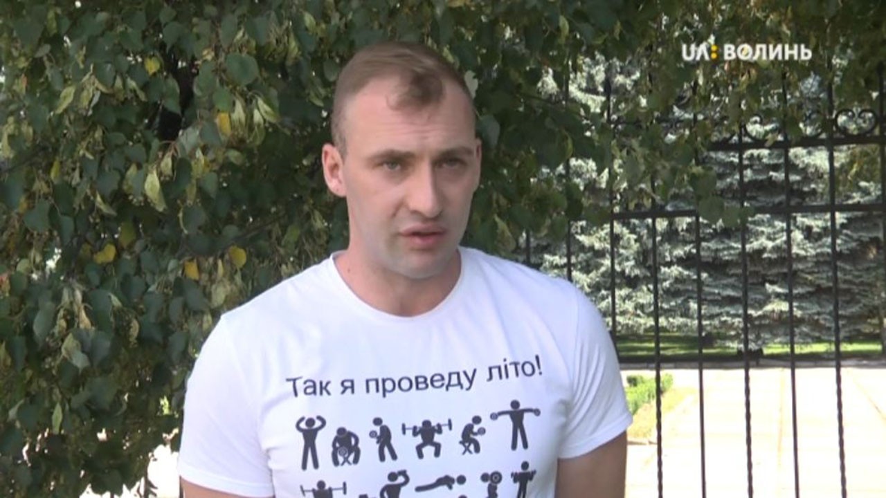 Тренер Володимир Самчук, який готує чемпіонів України з плавання, позиватиметься до суду через звільнення